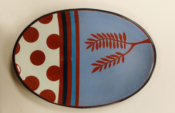 Oval Leafy Platter with Dots